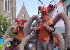 Straattheater - Mobiele Act Insectara - TopActs.nl - 246-176