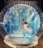 Ballerina in snowglobe - TopActs.nl - 5a