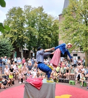Kalverliefde acrobatiek - TopActs.nl - 2
